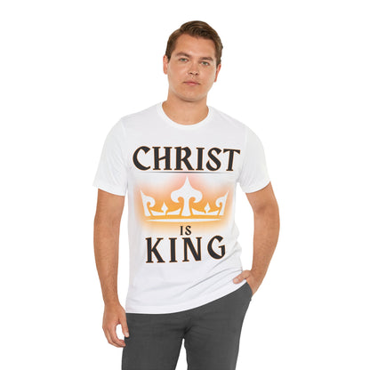 The Holy Fight “Christ is King” Christian T-Shirt – Shining Crown of Faith and Victory